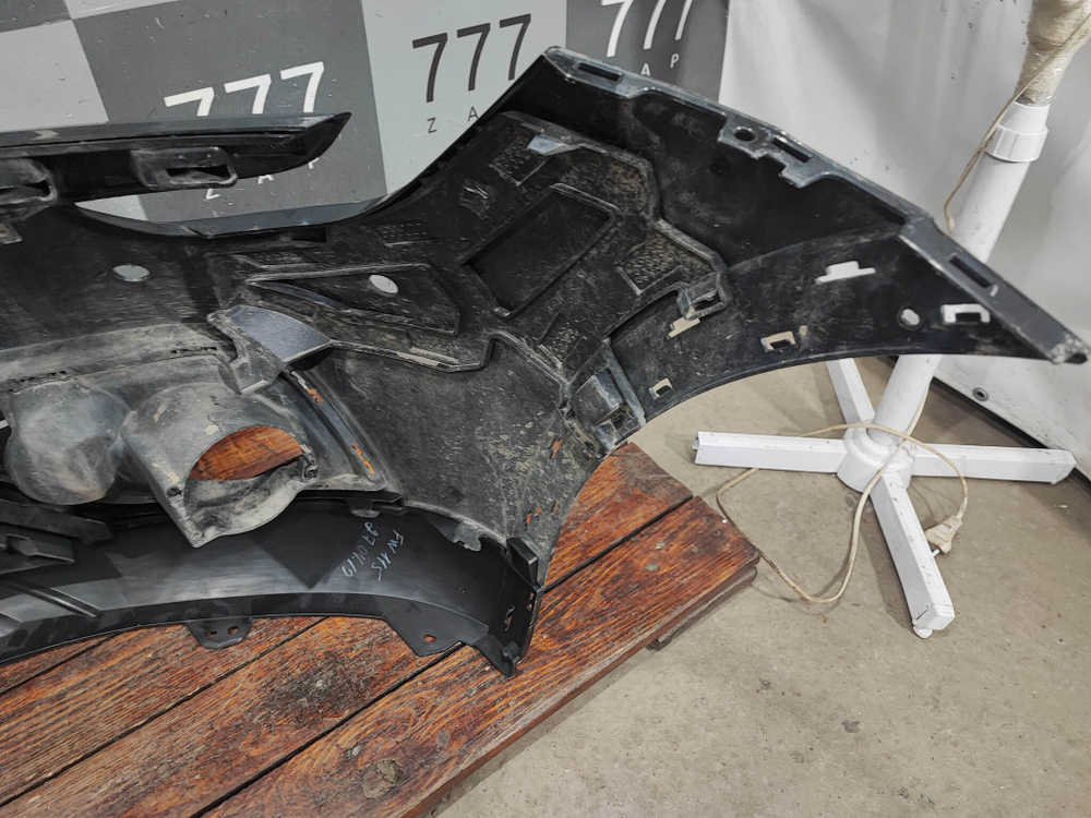 Бампер передний Renault Arkana 19-23 Б/У Оригинал 620221738R