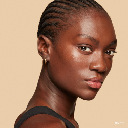 Bobbi Brown Vitamin Enriched Skin Tint SPF 15 - Тональный крем с витаминами, 50 ml