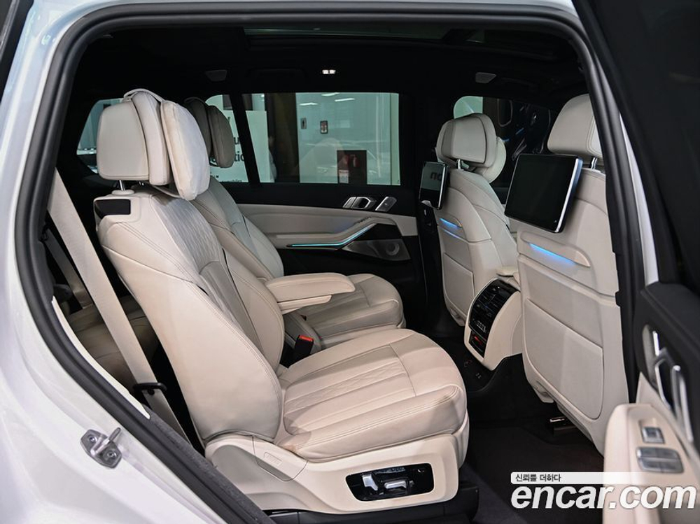 BMW X7 (G07) xDrive 40i M Sports 6-и местный (02.2022)