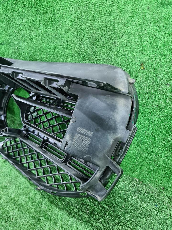 Решетка радиатора Mercedes GLS x167 (2019-2023)