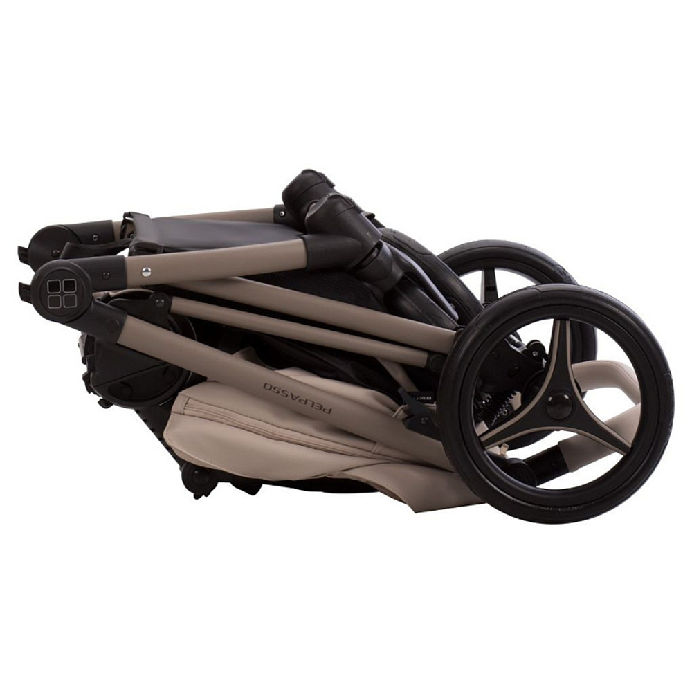 Детская коляска Bebetto Pelpasso Pro 3 в 1 с автокреслом Avionaut Cosmo 02 св.бежевая кожа