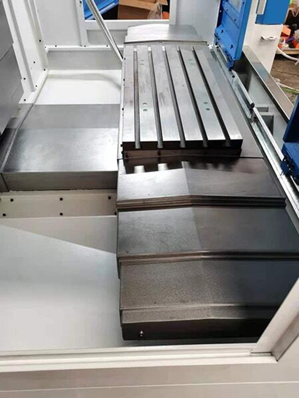 MetalTec TOPMILL 850S 4-х осевой вертикальный обрабатывающий центр с ЧПУ