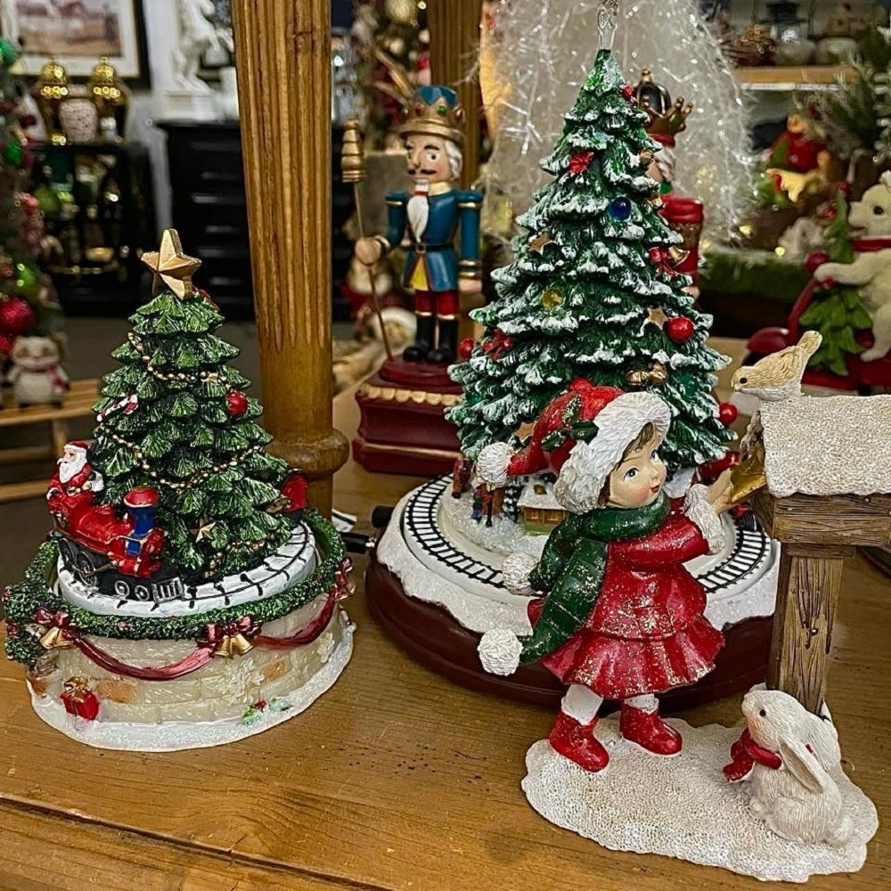 Девочка с почтовым ящиком 13 см