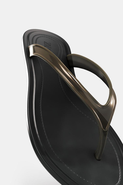 ZARA САНДАЛИИ С ПЕРЕМЫЧКОЙ МЕЖДУ ПАЛЬЦАМИ, ЧЕРНЫЙ