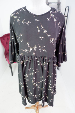 Платье Piazza Italia для свидания, маркировка М, визуально на 46 размер