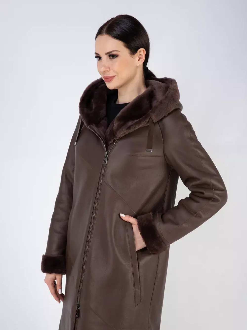 Дубленка зима натуральная удлиненная с капюшоном