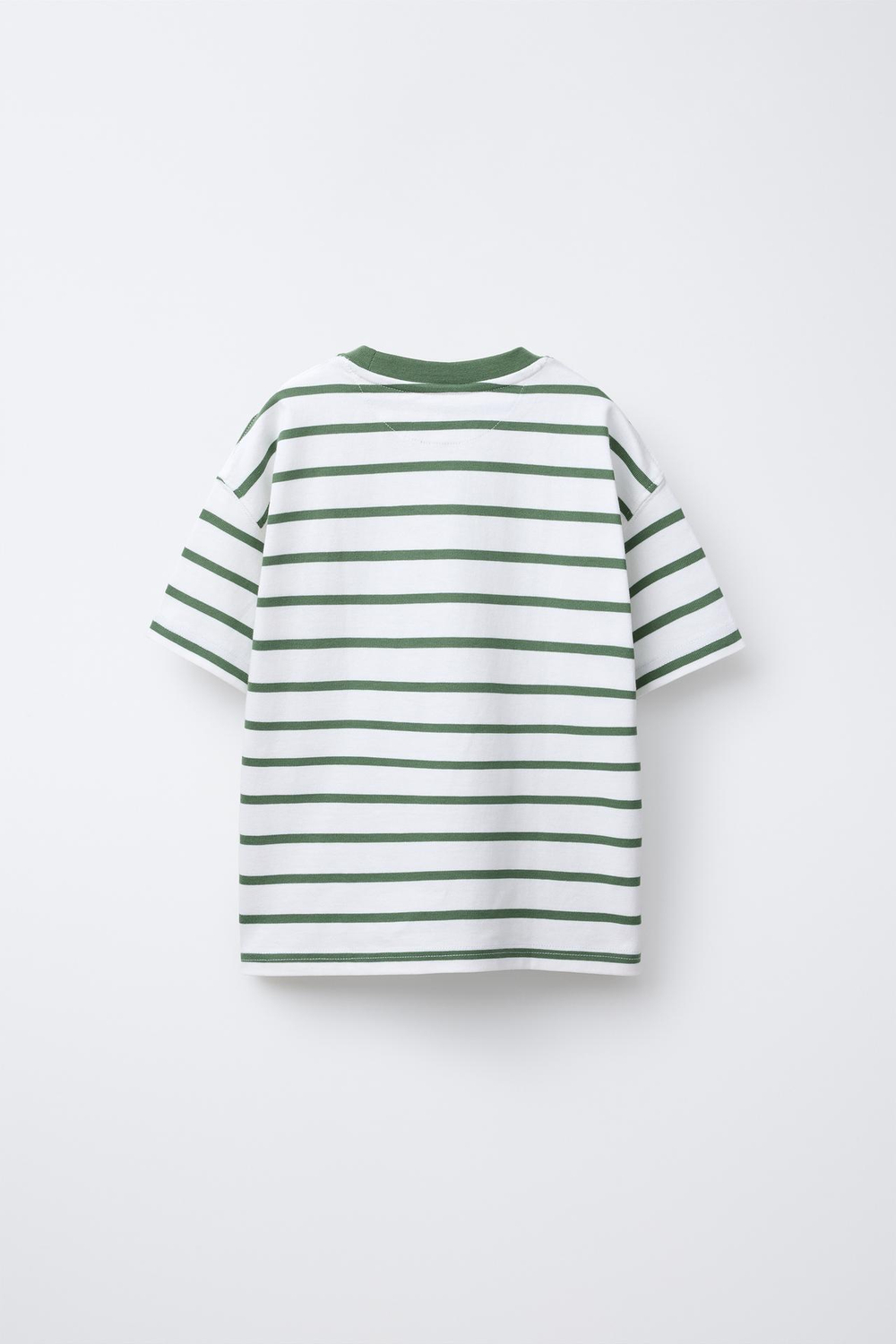 ZARA ФУТБОЛКА В ПОЛОСКУ ИЗ ПЛОТНОГО ДЖЕРСИ С НАШИВКОЙ, ЗЕЛЕНЫЙ