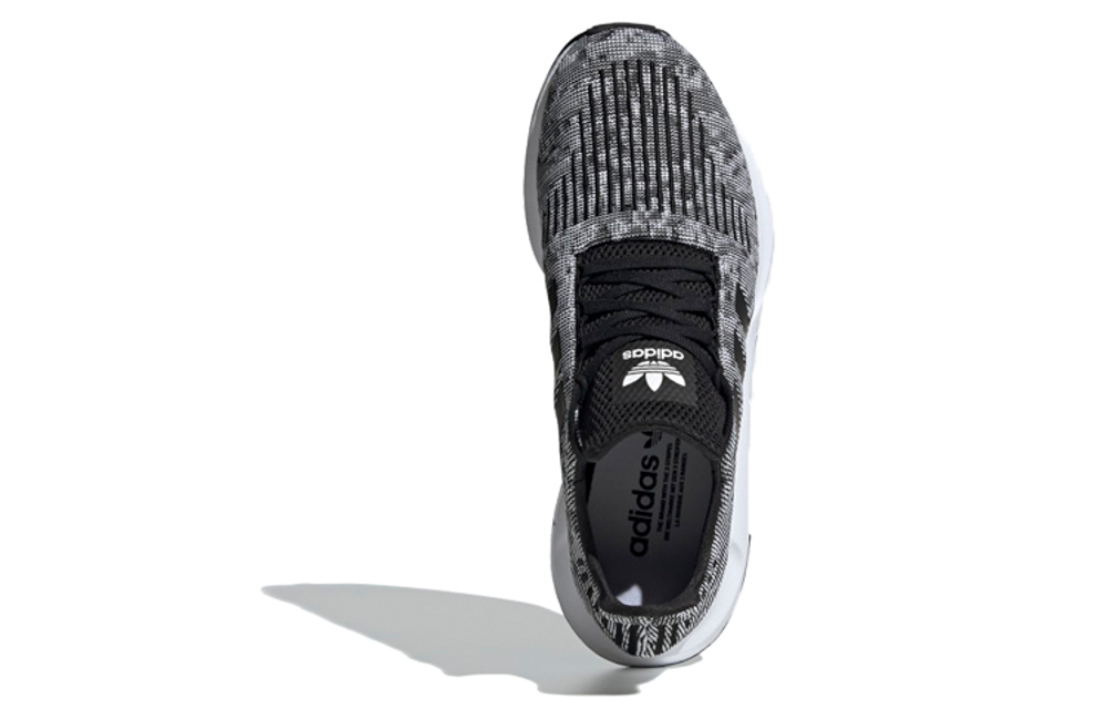Кроссовки Adidas Originals Swift Run Shoes