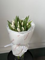 Букет из 15 белых тюльпанов