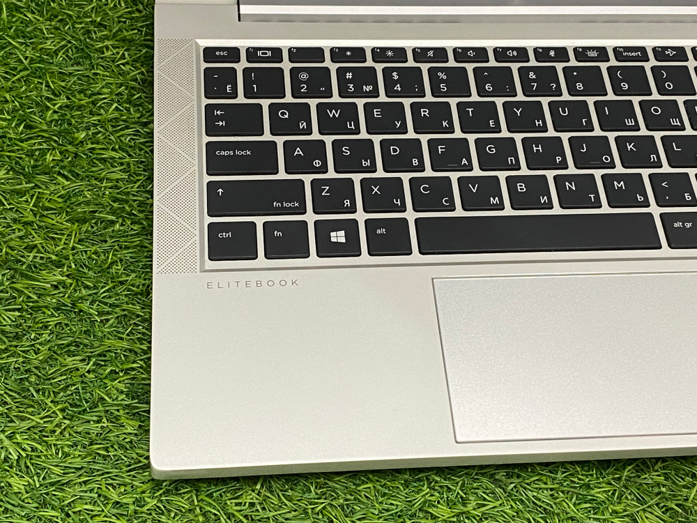 Ноутбук HP 13.3" i5-10210U/Intel UHD/8GB/256GB/ EliteBook 830 G7[1j6e4ea]/Windows 10