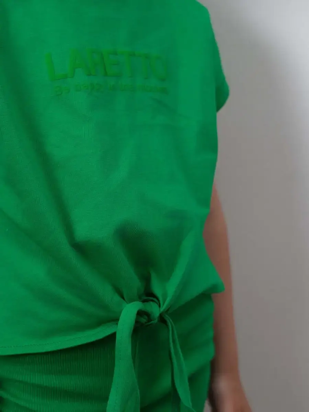 Спортивный костюм для девочки летний