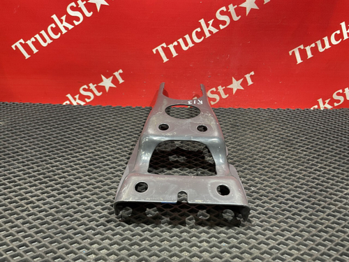 Кронштейн амортизатора переднего 2020г.