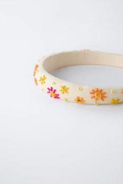 ZARA ОБОДОК С ЦВЕТОЧНЫМ ПРИНТОМ И БИСЕРОМ, ЭКРЮ