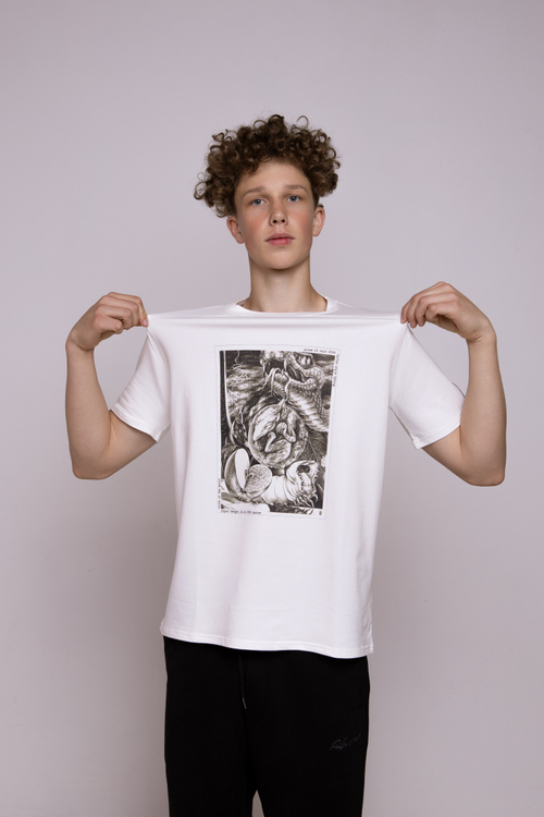 Футболка цвета экрю классическая с принтом «The Birth of the world»