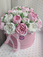 Коробка «Пионы» 30 см