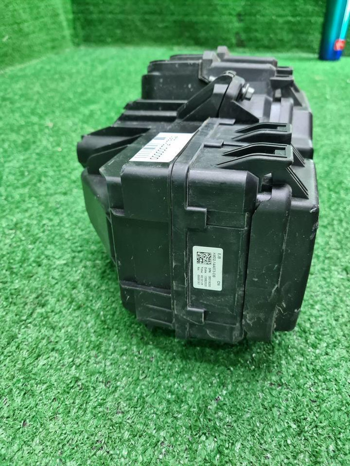 Блок предохранителей LR Discovery Sport (19-нв)