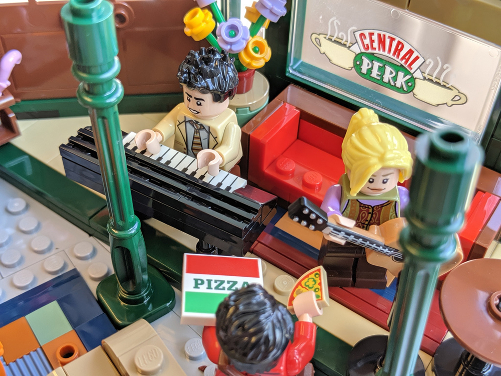 LEGO Ideas: Друзья: Центральная кофейня 21319 — Central Perk — Лего Идеи