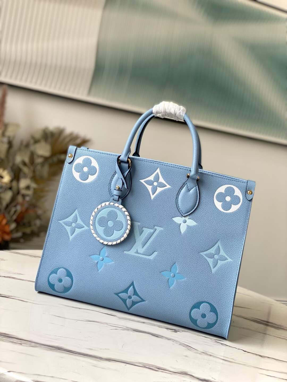 Louis Vuitton Onthego MM