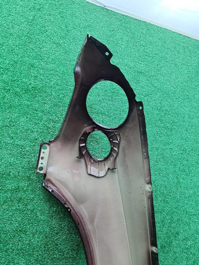 Крыло переднее правое Bentley Bentayga (2015-2020)