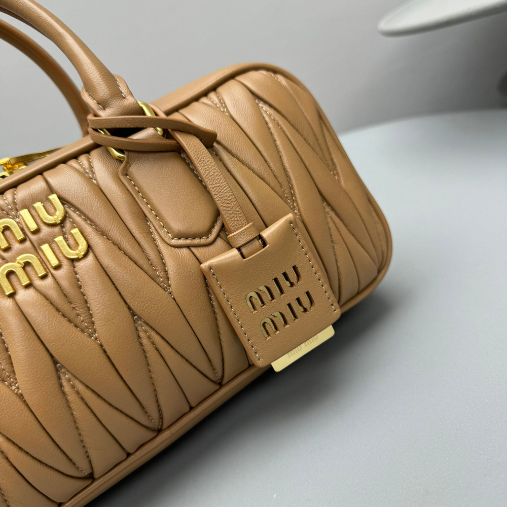 Miu Miu Arcadie Large Bag 27 cm