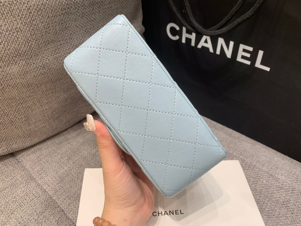 Chanel Bag 17 cm