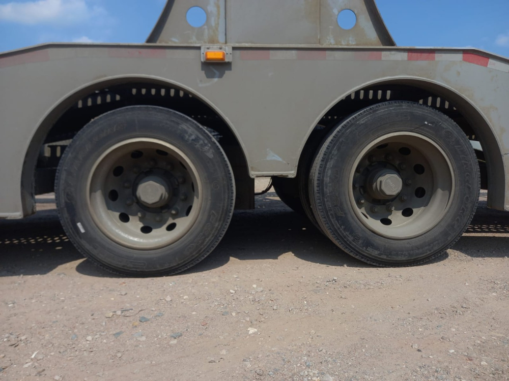 LUXUDA LZC* Полуприцеп автовоз LZC9405BGX