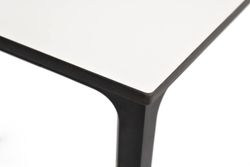 "Малага" обеденный стол из HPL 160х80см, цвет молочный, каркас черный