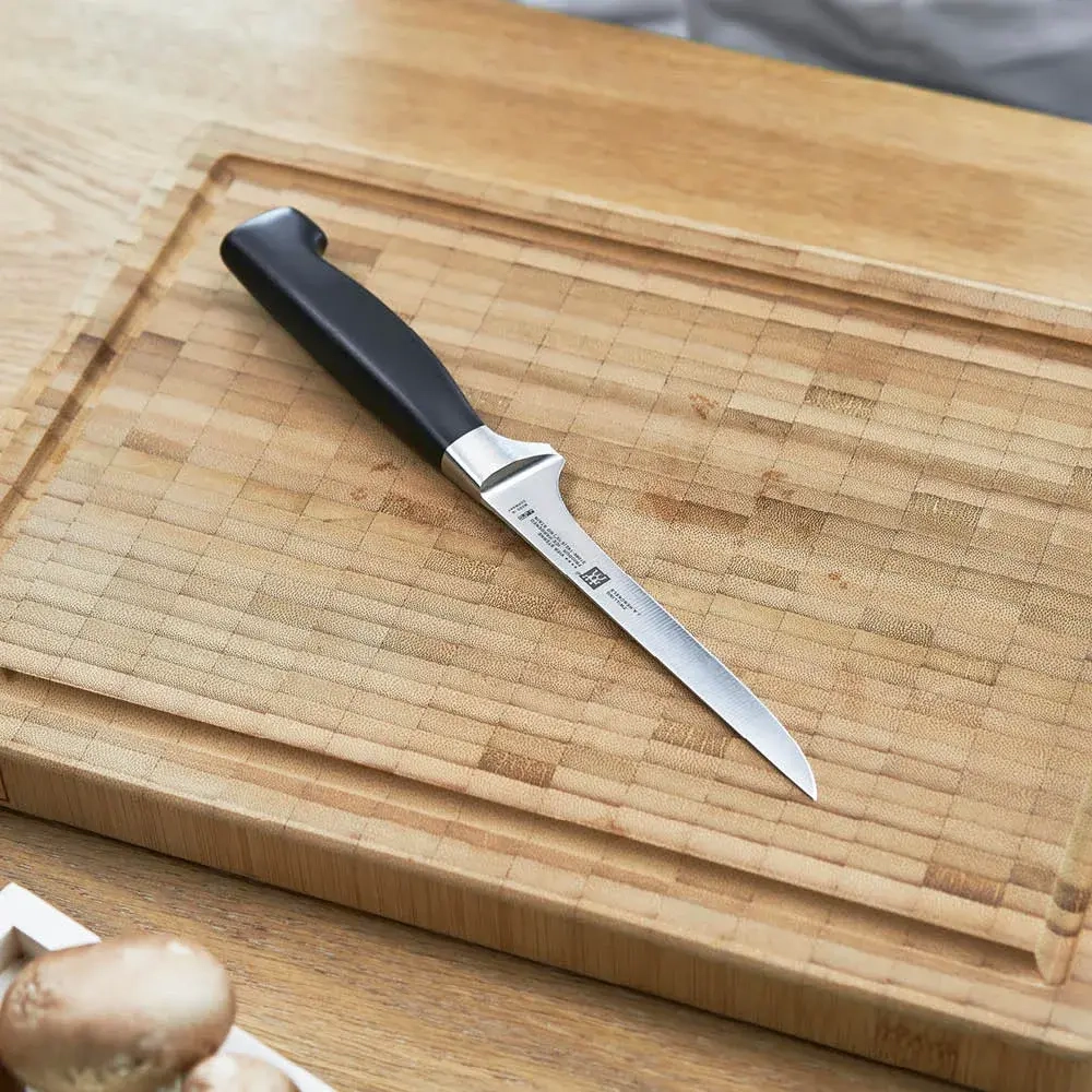 Zwilling Нож для костей Four Star 14 см