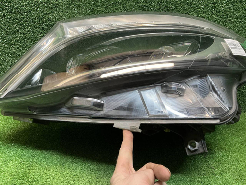 Фара левая Mercedes V W447 (2014-н.в.) LED