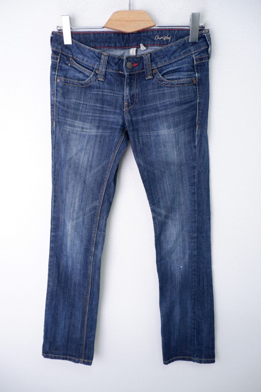 Джинсы Mango с потертостями 42 размер