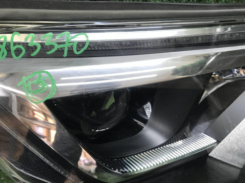Фара правая Toyota RAV4 4 CA40 (2015-2019) LED