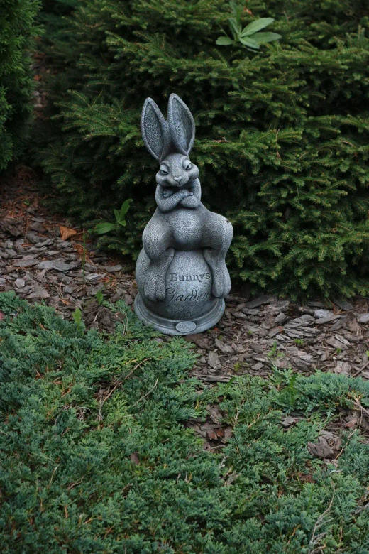 Садовая фигура "Заяц Дюк" серебро Закупка М30 ноябрь 2025