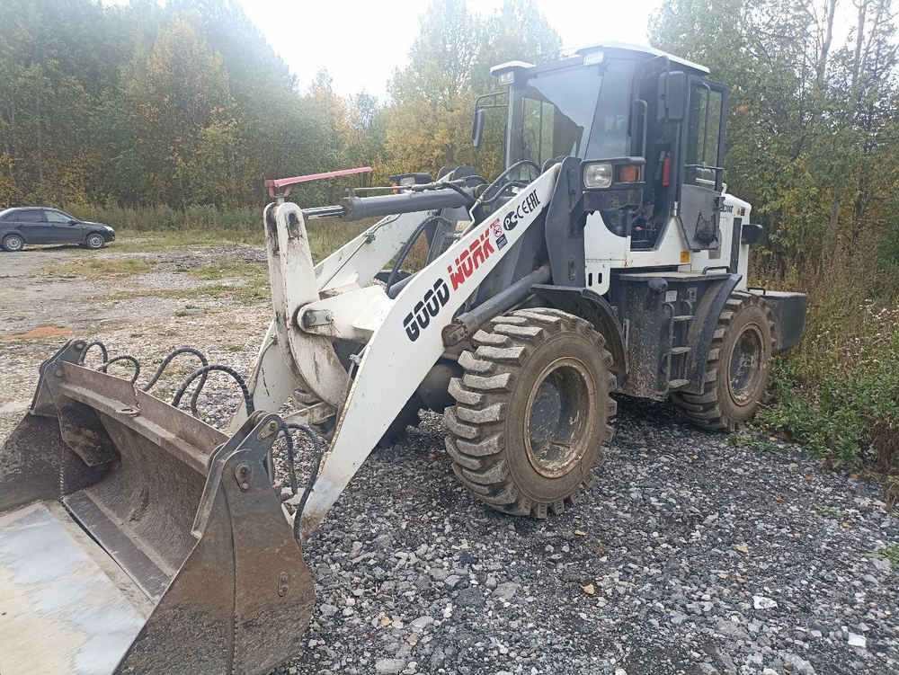GOODWORK LX* Фронтальный погрузчик LX300F (Дизельный, 3,9 л, 95 л.с., МТ)