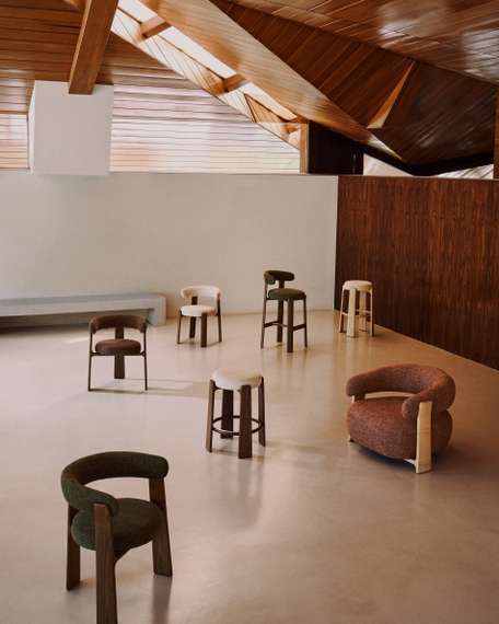 Стул Granite на 4 ножках, бежевый шенилл, массив ясеня в натуральном цвете