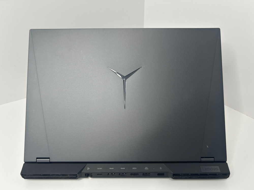 Ноутбук Lenovo Legion 5 Pro 16ACH6H (82JQ000TRK) 16"/AMD Ryzen 7 5800H/RAM 32GB/SSD 1024GB/GeForce RTX 3060 6GB/2560*1600/IPS/DOS/Подсветка кл-ры: RGB/черный. Состояние: C1