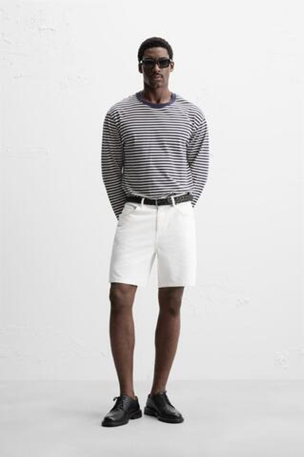 ZARA ДЖИНСОВЫЕ ШОРТЫ REGULAR FIT, БЕЛЫЙ
