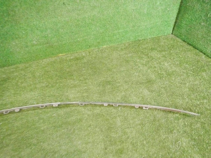 Накладка крышки багажника Mercedes E W213 (20-23)