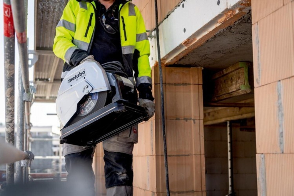 Пила монтажная сетевая METABO CS 22-355 601786000