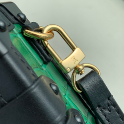 Louis Vuitton Petite Malle
