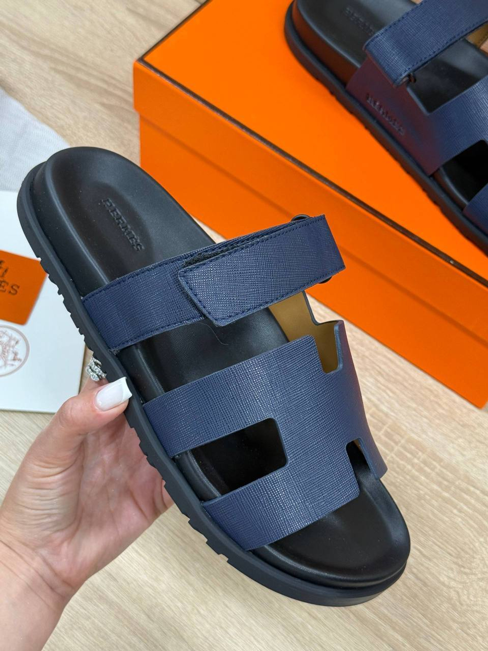 Шлепанцы Hermes