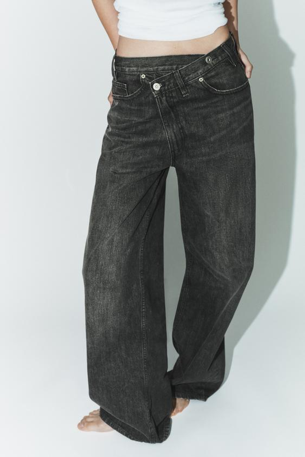 ZARA ДЖИНСЫ TRF WIDE LEG С ПЕРЕКРЕСТНЫМ ПОЯСОМ И ВЫСОКОЙ ПОСАДКОЙ, ЧЕРНЫЙ