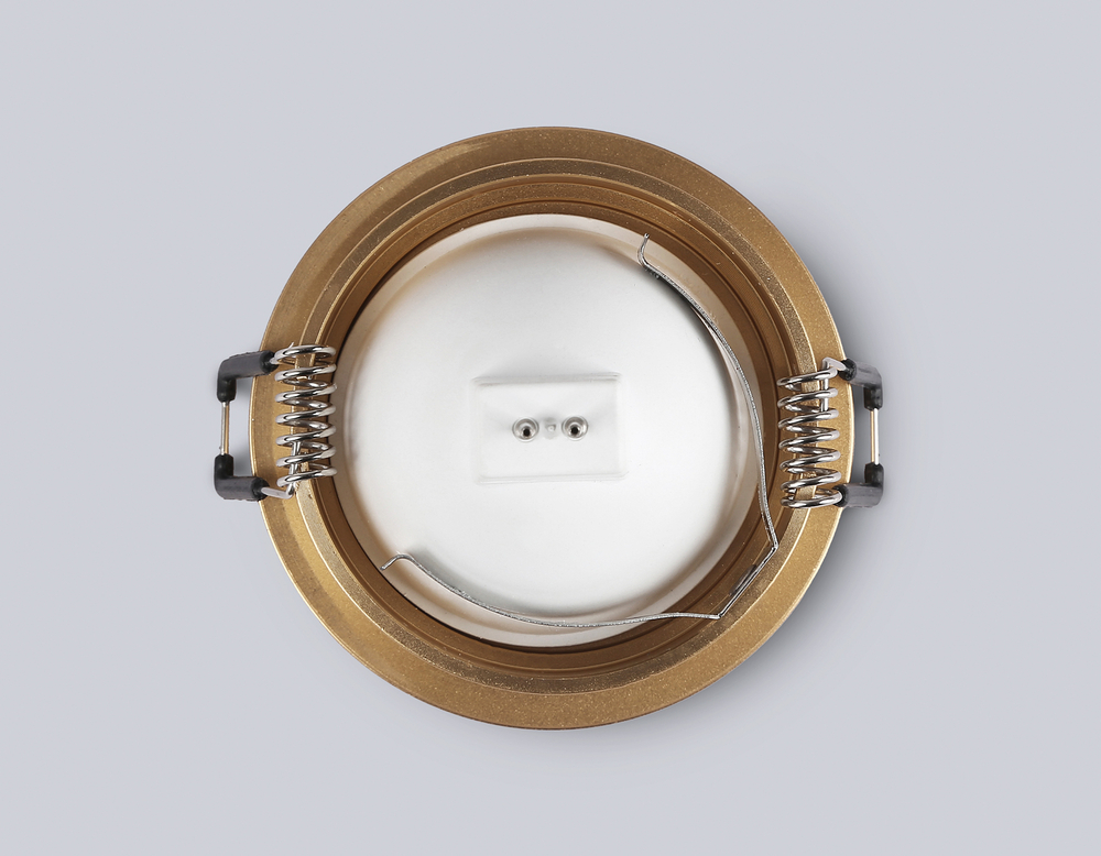 TN102803 GD золото GU5.3 D71*34