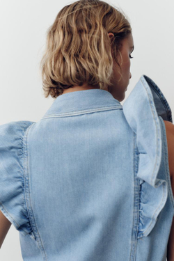 ZARA ДЖИНСОВАЯ РУБАШКА Z1975 С ВОЛАНАМИ, ВЫЦВЕТШИЙ СИНИЙ