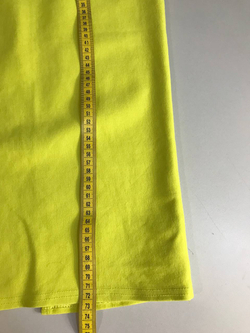 Юбка яркого цвета, визуально 40 размер