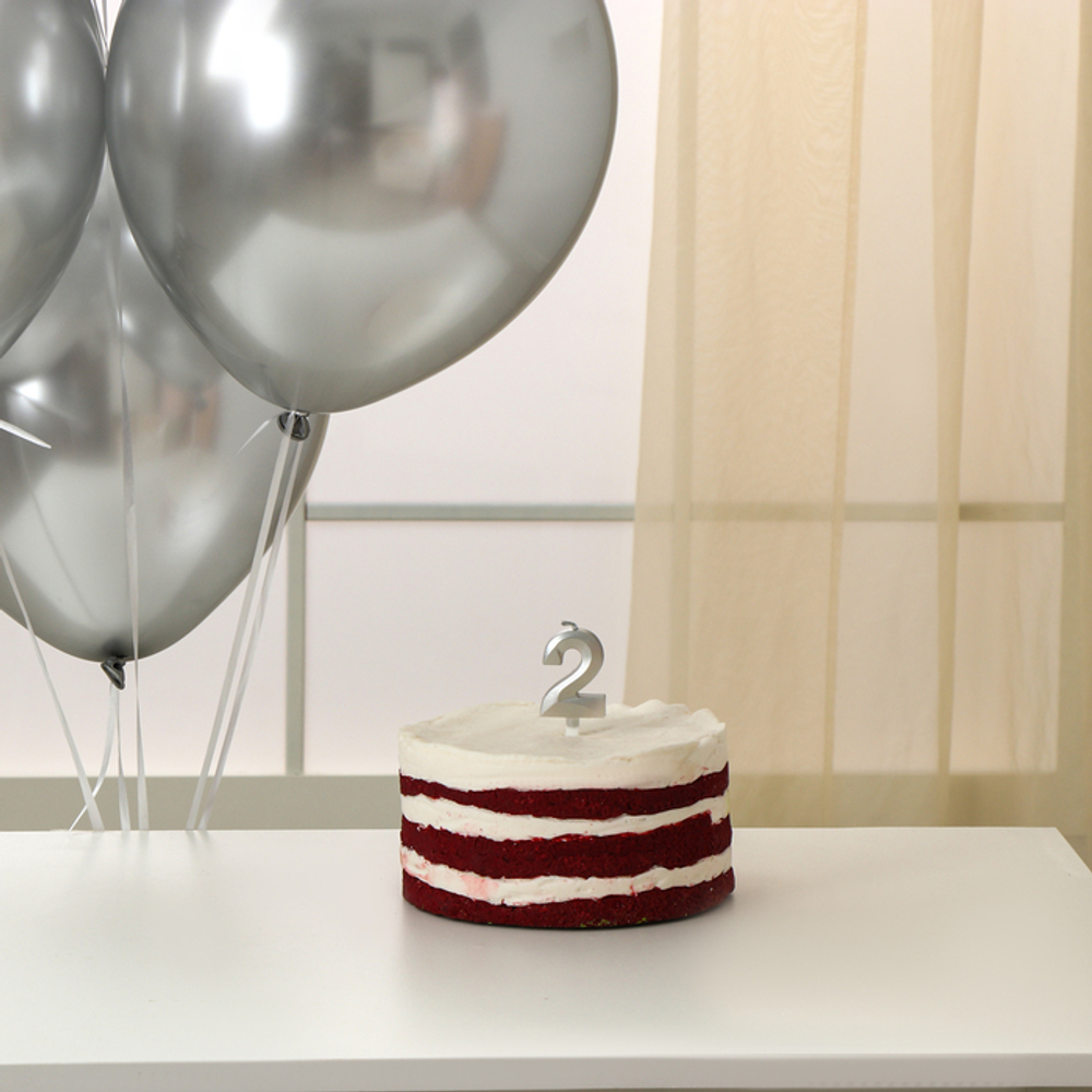 Свеча для торта цифра серебряная 2 + воздушные шары, 5шт