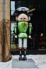 уличные щелкунчики больших размеров