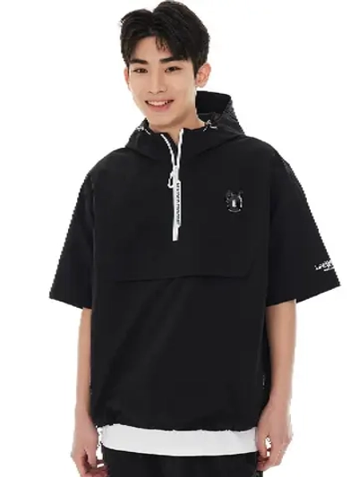 Анорак с капюшоном и короткими рукавами из нейлона