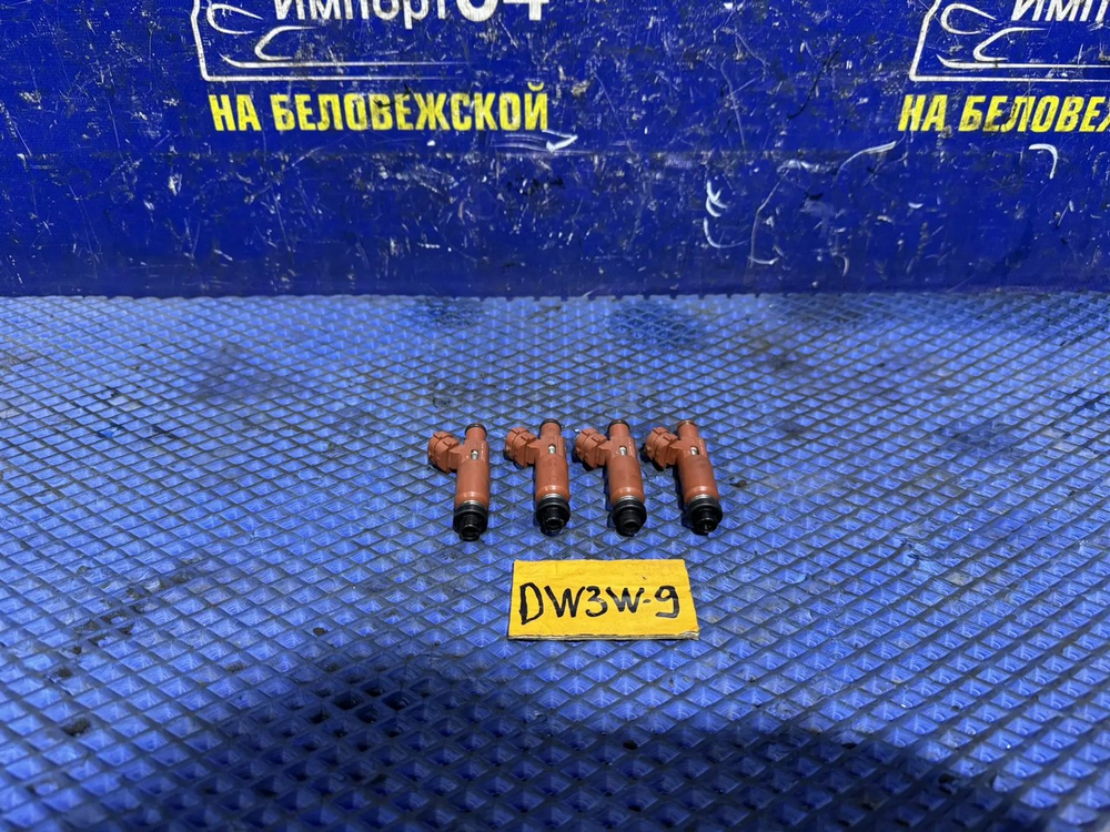 Форсунка топливная MAZDA DEMIO 2000