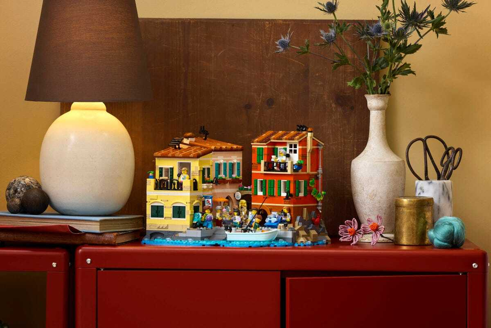 Конструктор LEGO Ideas 21359 Italian Riviera