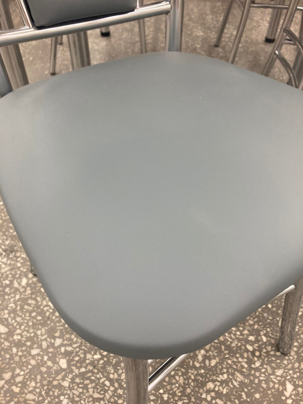 Стул Марсель каркас хром основание экокожа серый